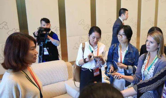 全職譯員or兼職譯員，你會(huì )怎么選擇？各有優(yōu)劣