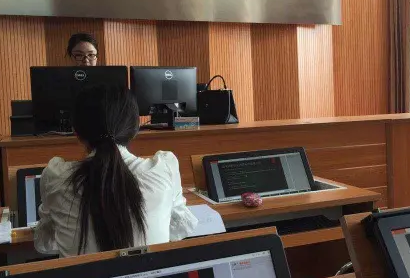 專(zhuān)業(yè)翻譯可從這三個(gè)方面進(jìn)一步提升自己