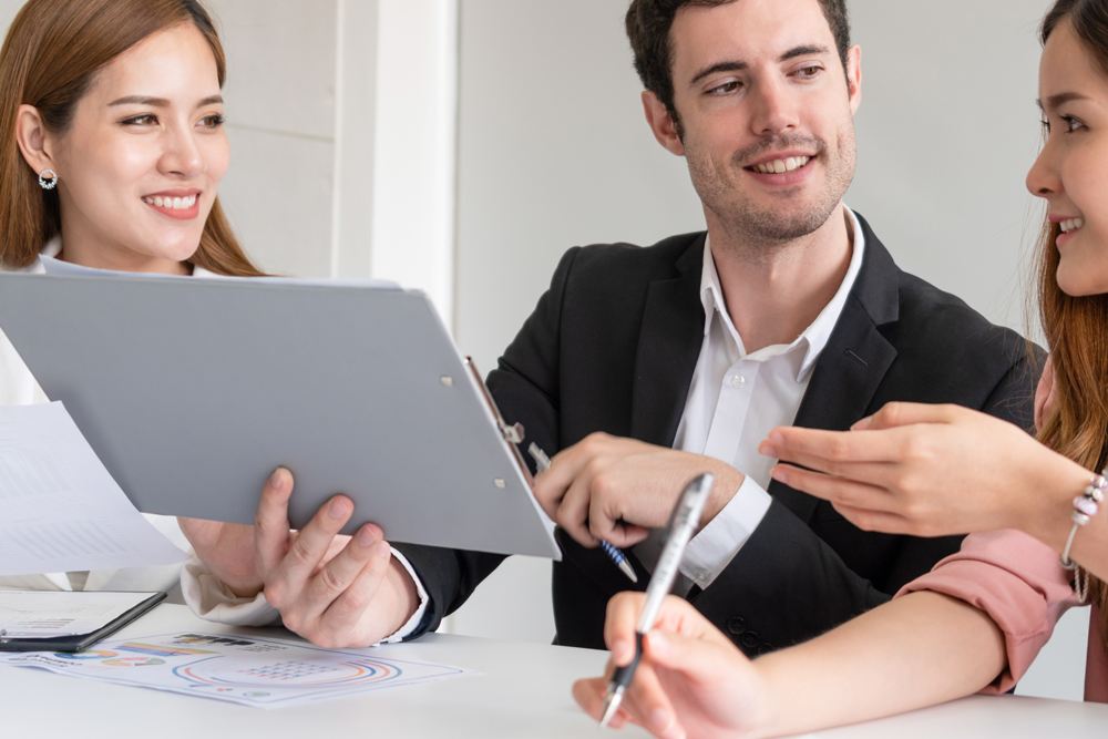 翻譯公司介紹個(gè)人翻譯件和企業(yè)翻譯有什么區別