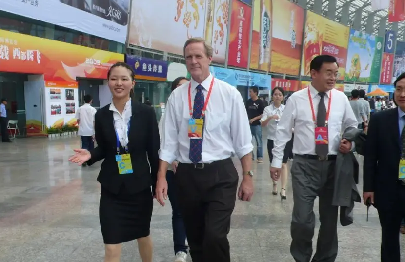 合肥翻譯公司陪同口譯翻譯需要多少錢(qián)，怎么收費的？