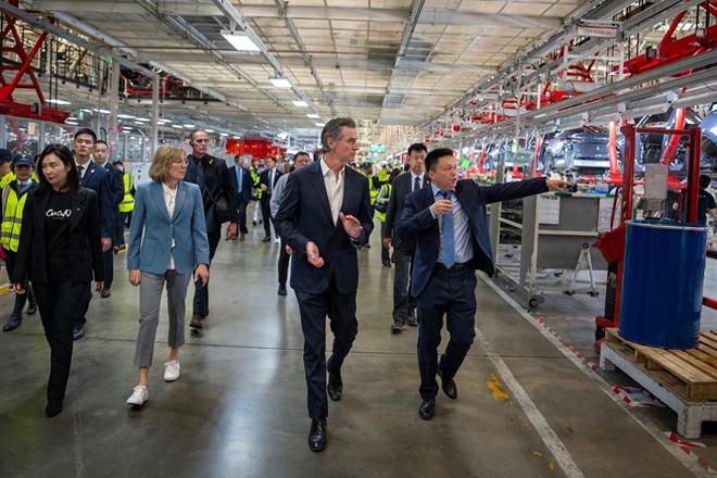 翻譯公司介紹工廠(chǎng)參觀(guān)陪同翻譯如何提高翻譯質(zhì)量